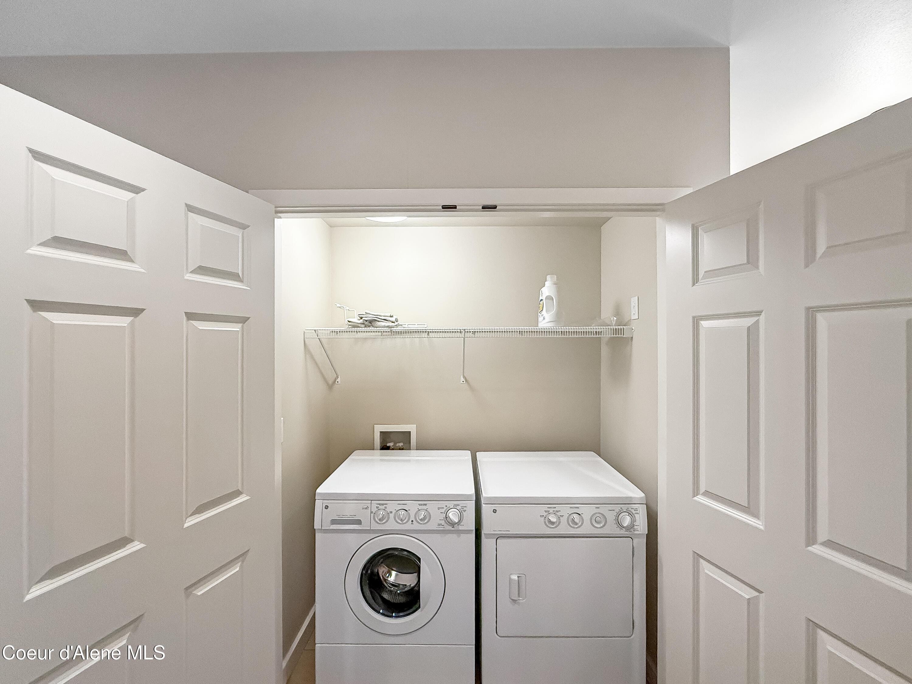 Post Falls, Idaho, 83854, United States, 3 Bedrooms Bedrooms, ,Residential,For Sale,1942155