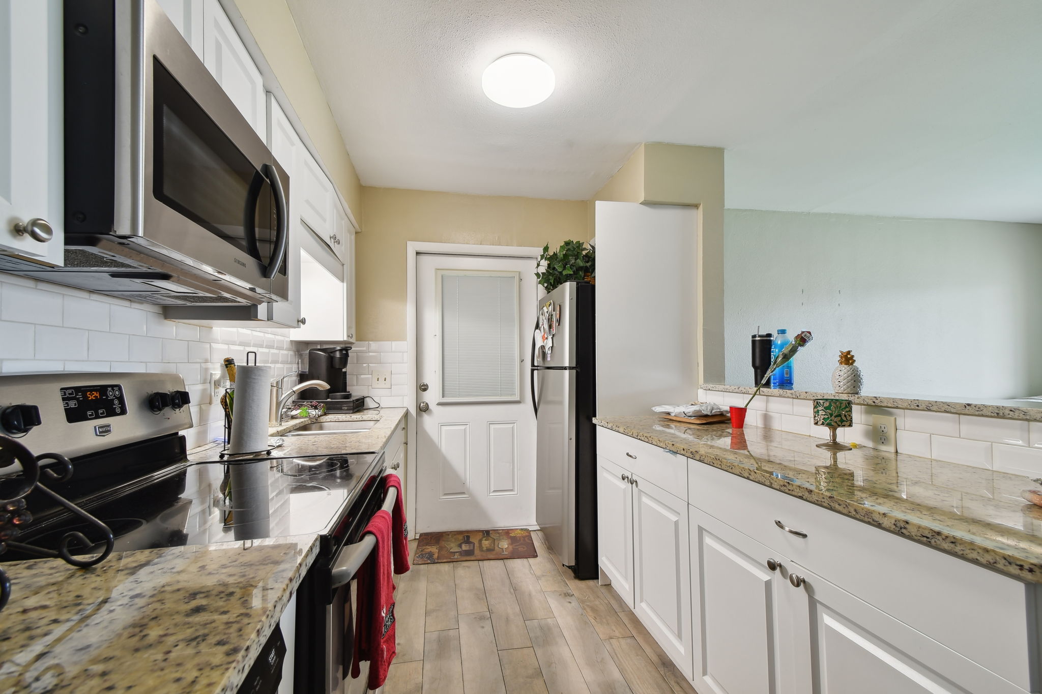 515 129th Ave E, Madeira Beach, Florida, 33708, United States, 4 Bedrooms Bedrooms, ,4 BathroomsBathrooms,Residential,For Sale,515 129th Ave E,1413375