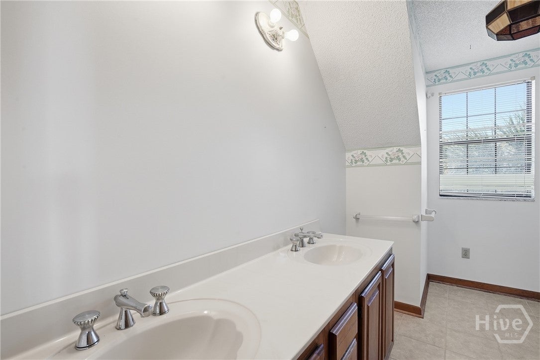 Tybee Island, Georgia, 31328, United States, 3 Bedrooms Bedrooms, ,2 BathroomsBathrooms,Residential,For Sale,1989165