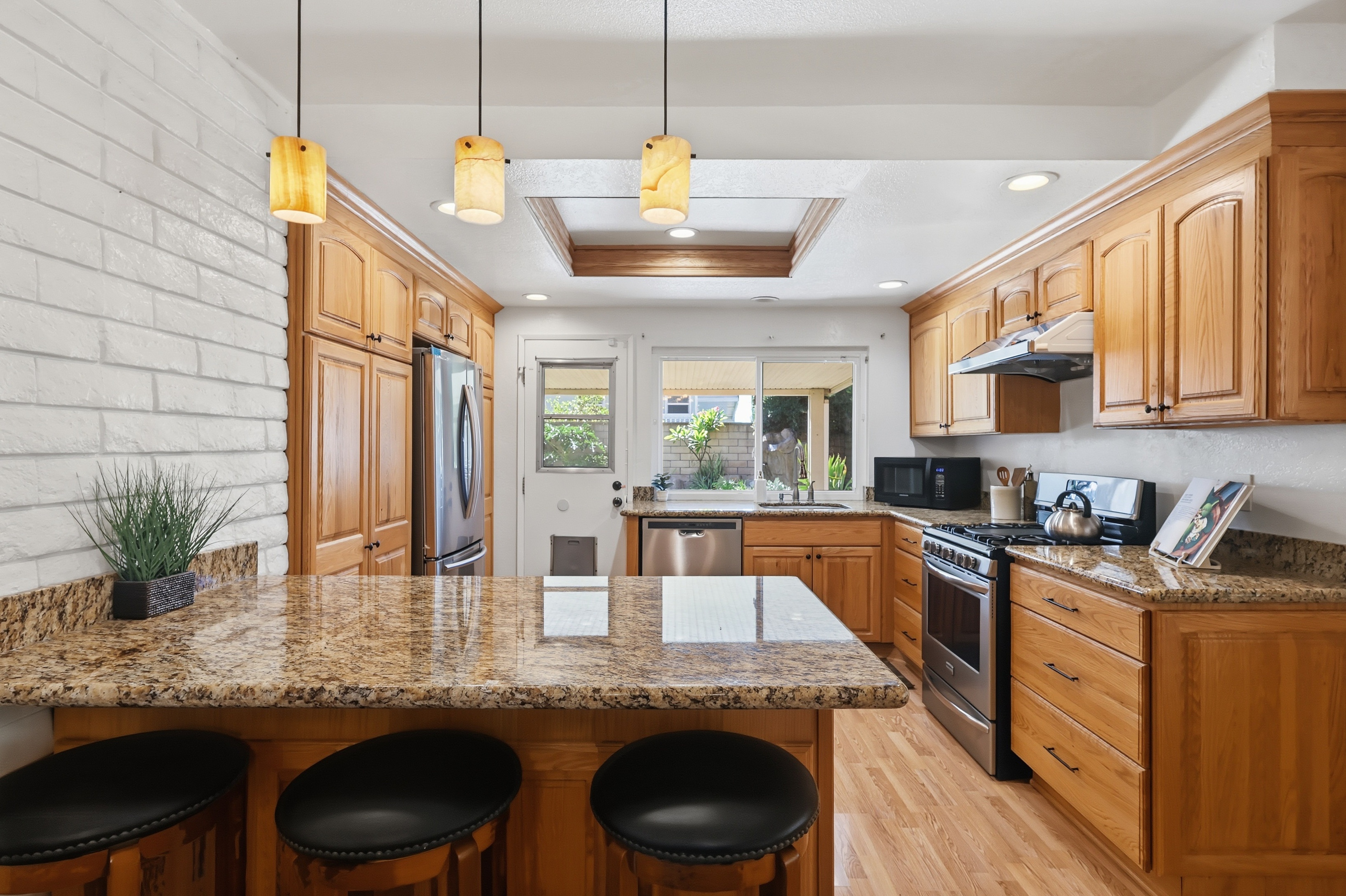  2420 Pauline Street, West Covina, CA 91792 - 物件實景