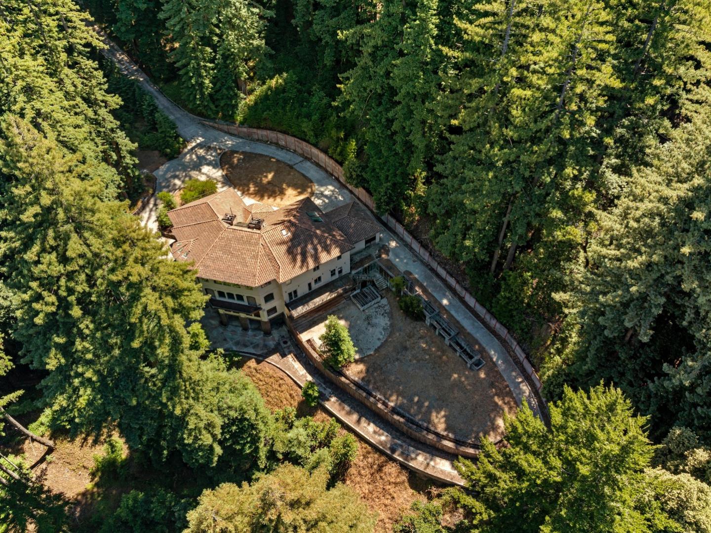 Woodside, California, 94062, United States, 4 Bedrooms Bedrooms, ,8 BathroomsBathrooms,Residential,For Sale,1987934