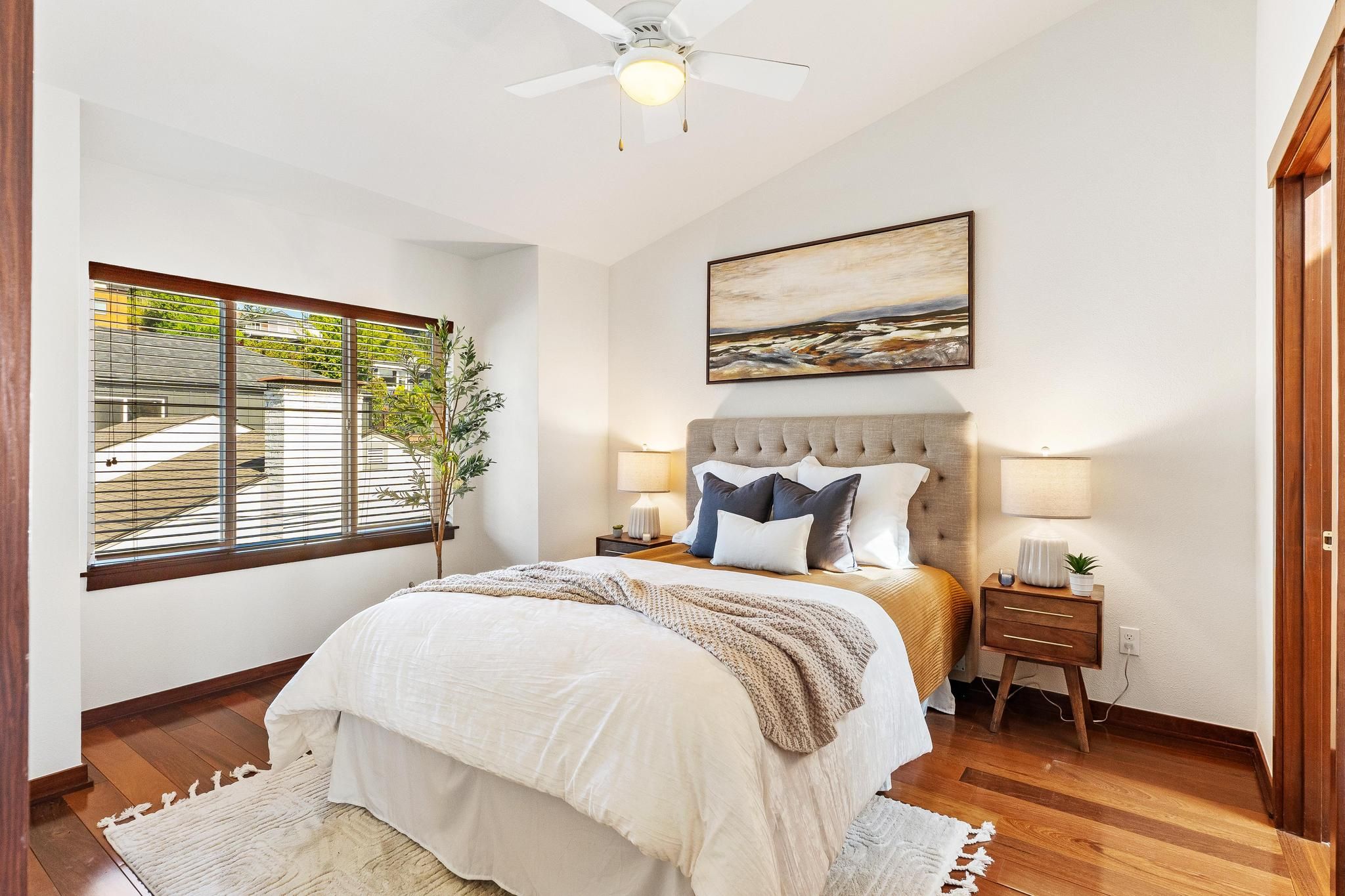  2400 West Boston St, Seattle, WA 98199 - 物件實景