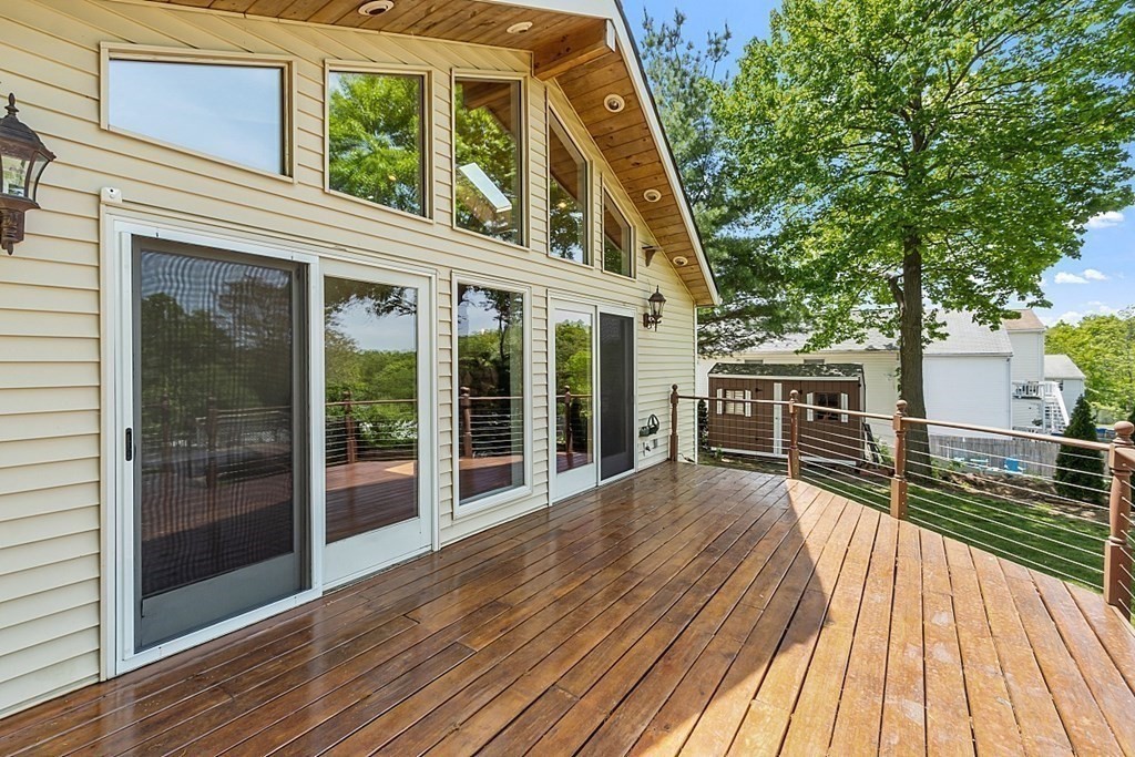 Malden, Massachusetts, 02148, United States, 3 Bedrooms Bedrooms, ,2 BathroomsBathrooms,Residential,For Sale,1938080