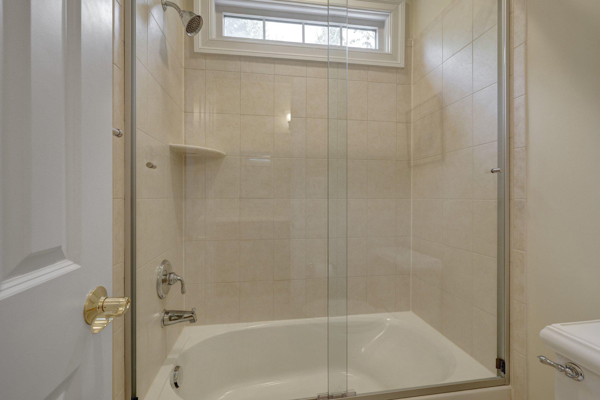  513 John Marshall Drive NE, Vienna, VA, 22180 - 物件實景