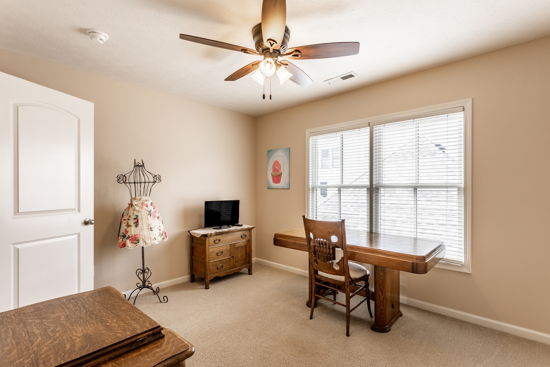 Stunning Townhome in Desirable Carmel Neighborhood - 物件實景