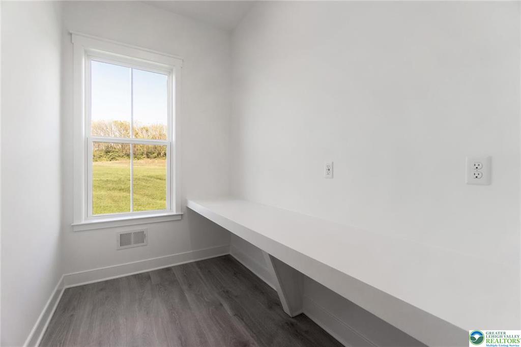 Bethlehem, Pennsylvania, 18017, United States, 6 Bedrooms Bedrooms, ,6 BathroomsBathrooms,Residential,For Sale,1975535