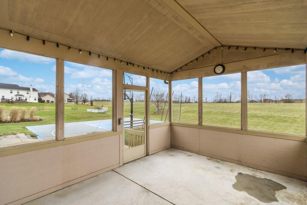 Lewis Center, Ohio, 43035, United States, 5 Bedrooms Bedrooms, ,3 BathroomsBathrooms,Residential,For Sale,2010957