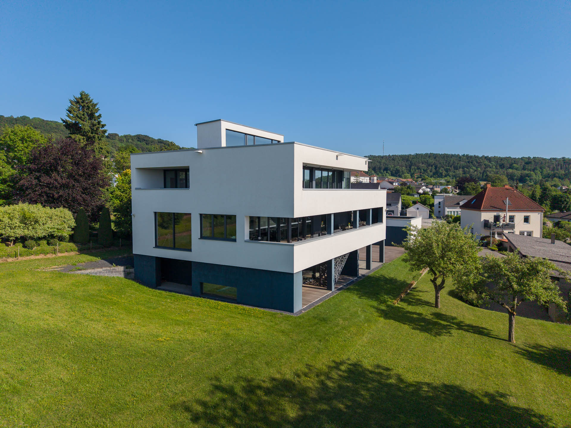  The Epitome of Luxury Villa Living Between Germany, France & Luxemburg - 物件實景