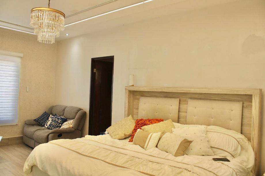 Monterrey, Nuevo León, 64700, Mexico, 4 Bedrooms Bedrooms, ,5 BathroomsBathrooms,Residential,For Sale,1848352