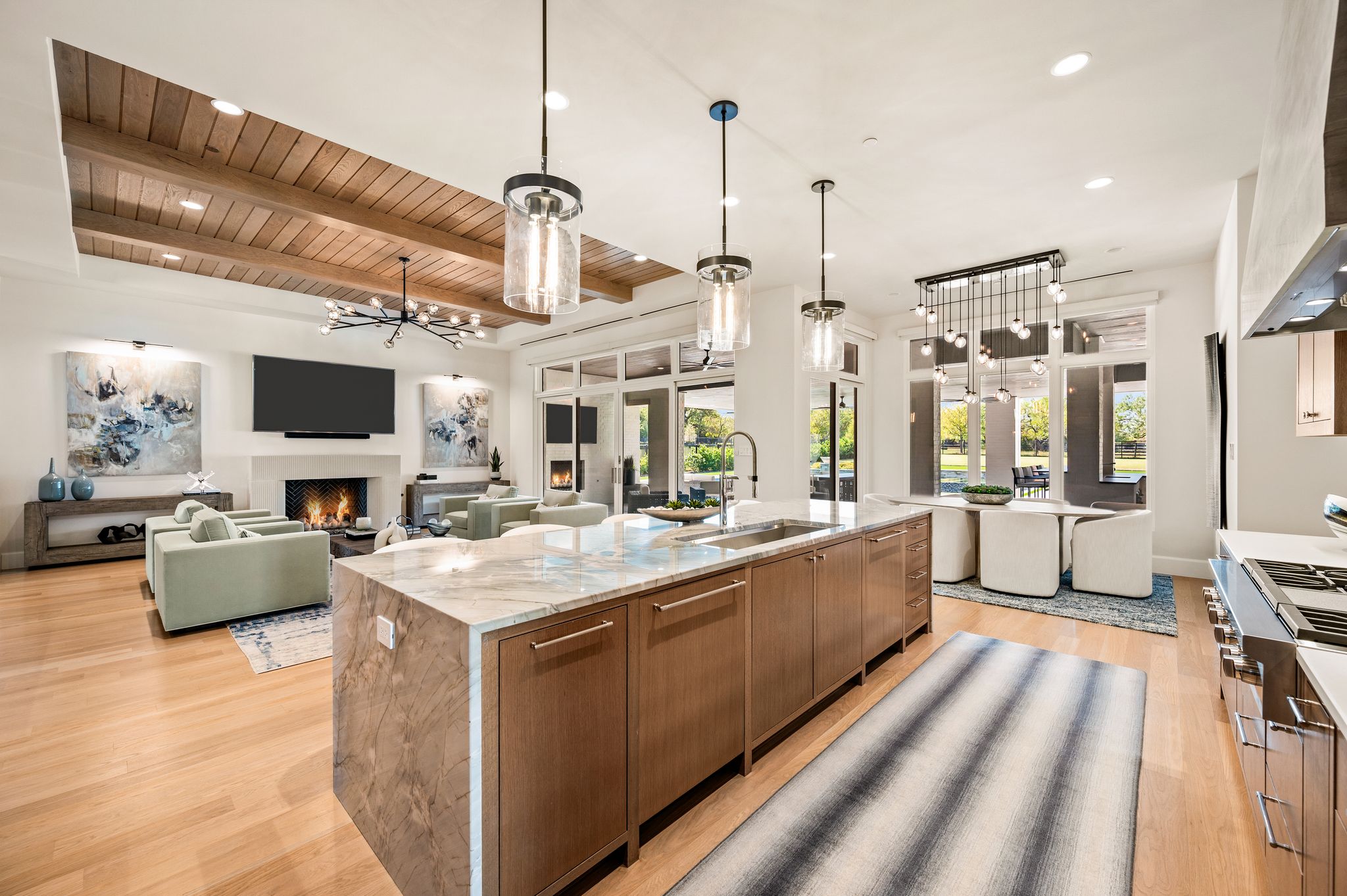 Sophisticated Resort-Style Living in Prestigious Gated Saddleback Community - 物件實景