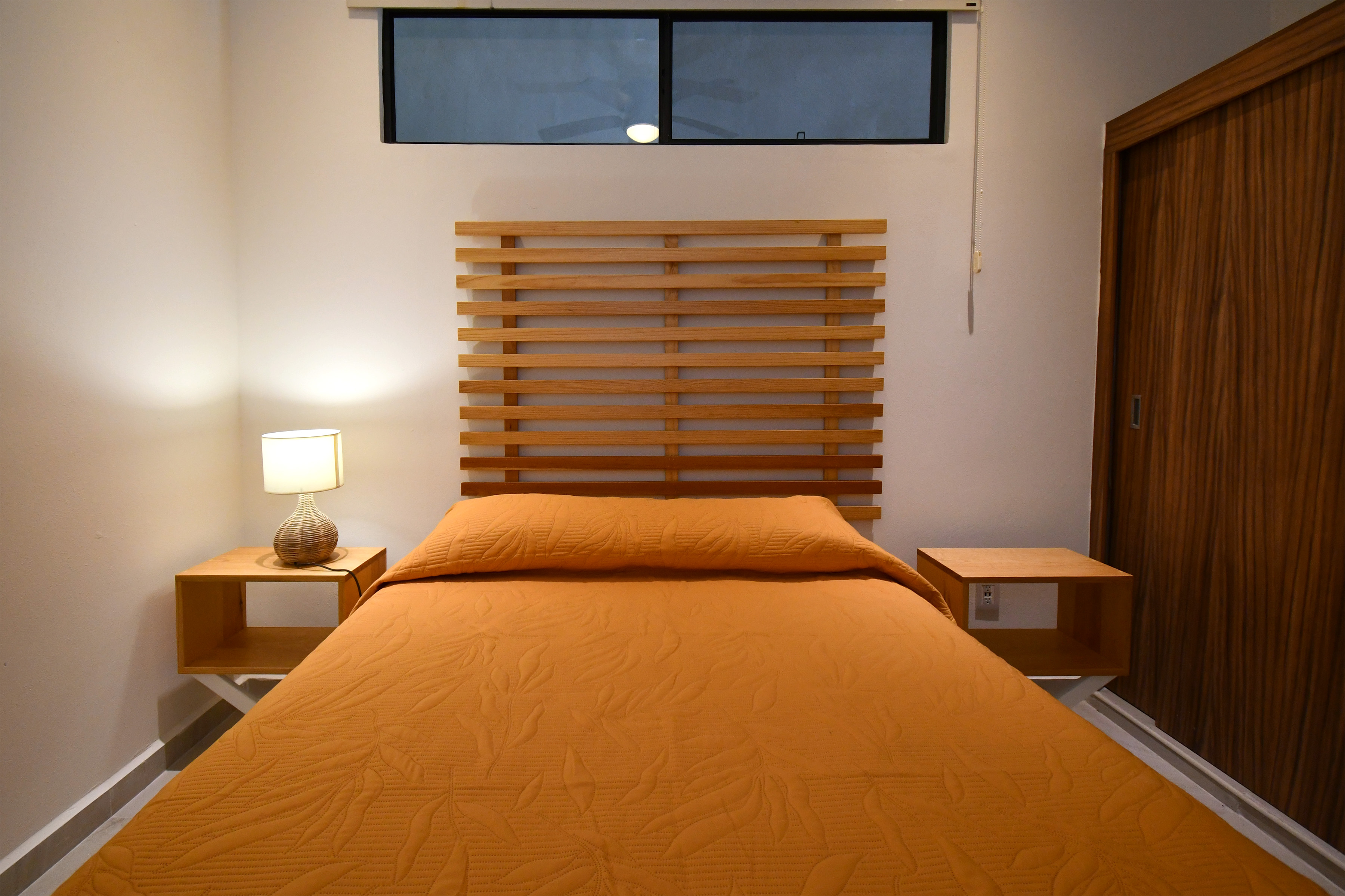  Comfort and Convenience in an Expansive Three-Bedroom Residence - 物件實景