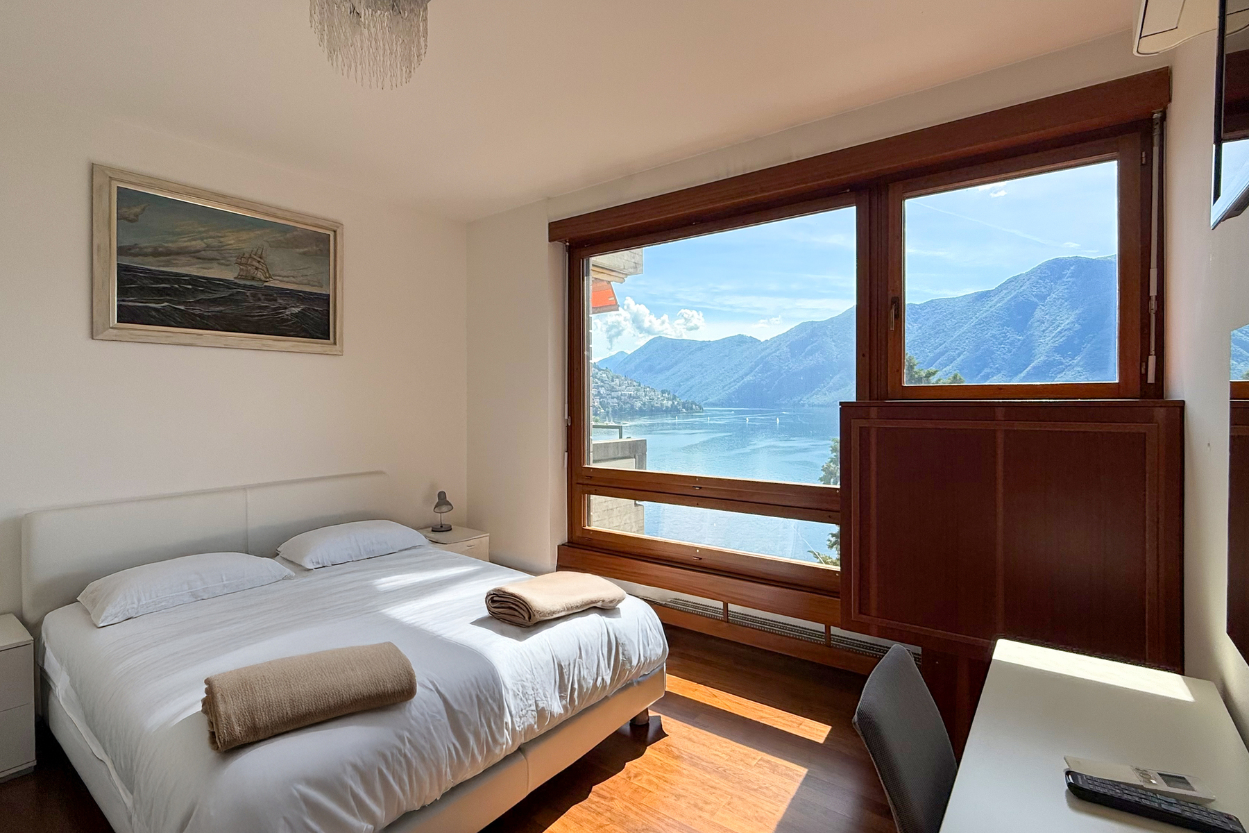  A pied-à-terre in central Lugano with commanding views - 物件實景