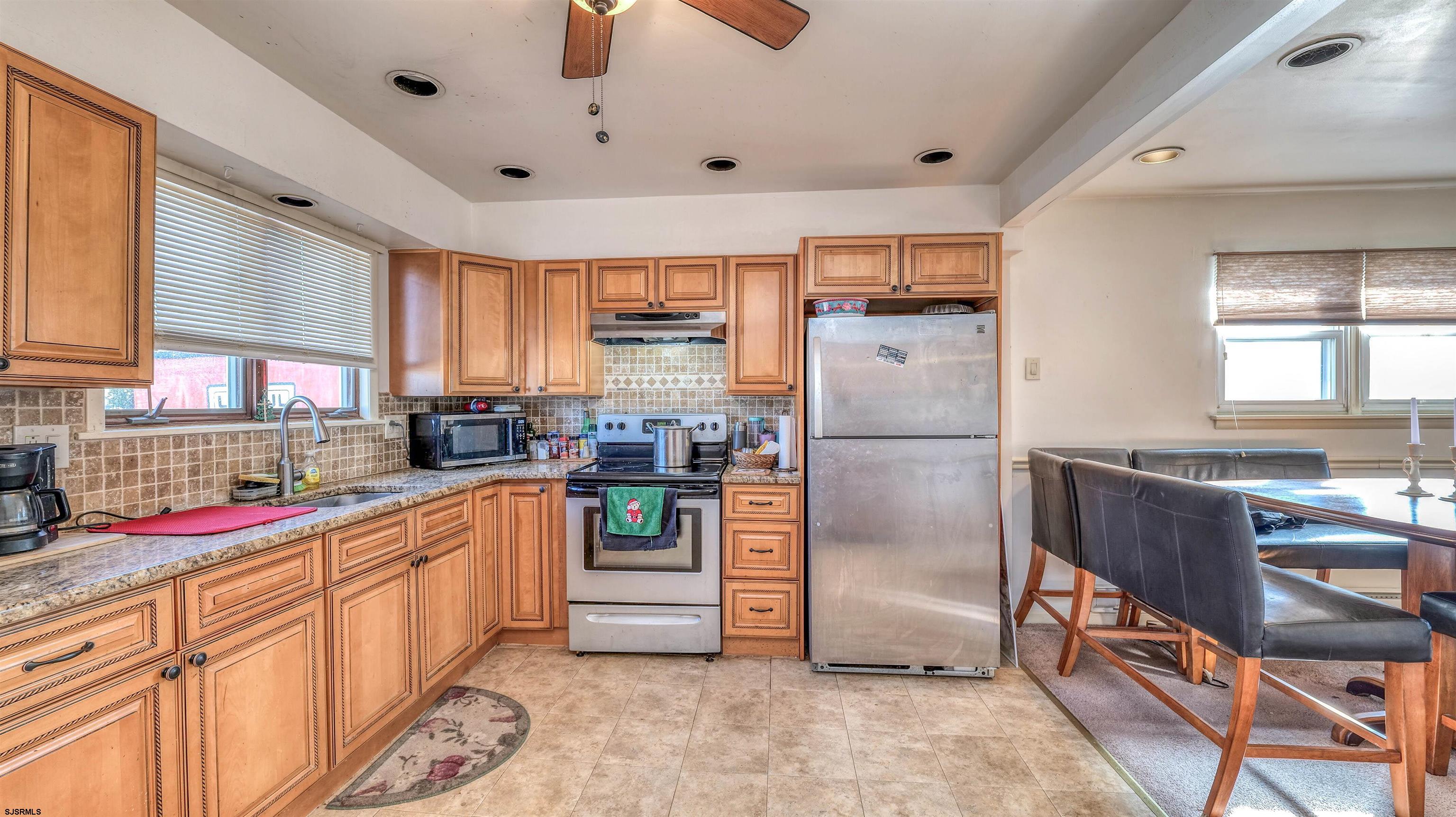 Ventnor, New Jersey, 08406, United States, 3 Bedrooms Bedrooms, ,1 BathroomBathrooms,Residential,For Sale,2003065