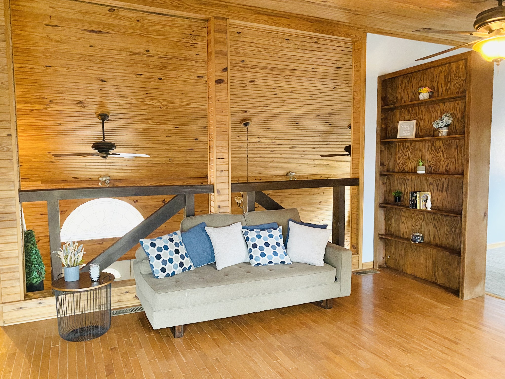 Mc Ewen, Tennessee, 37101, United States, 4 Bedrooms Bedrooms, ,3 BathroomsBathrooms,Residential,For Sale,1982794