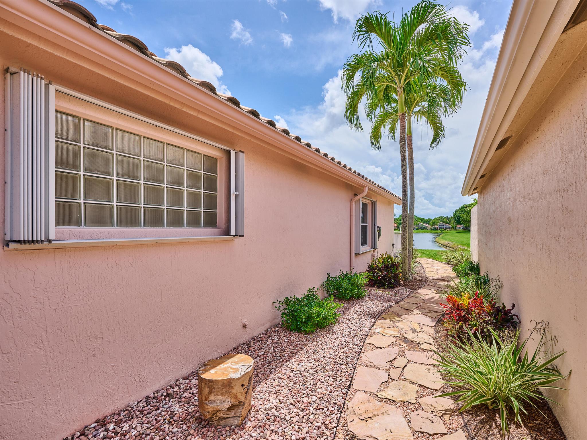 Boynton Beach, Florida, 33437, United States, 3 Bedrooms Bedrooms, ,2 BathroomsBathrooms,Residential,For Sale,1928826