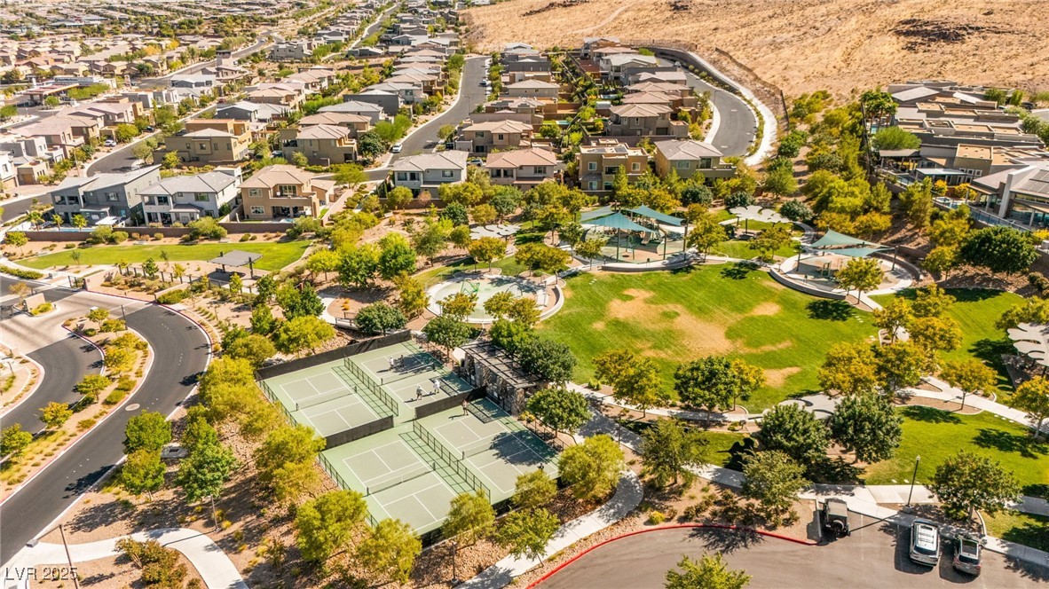 Las Vegas, Nevada, 89135, United States, 4 Bedrooms Bedrooms, ,4 BathroomsBathrooms,Residential,For Sale,1926199