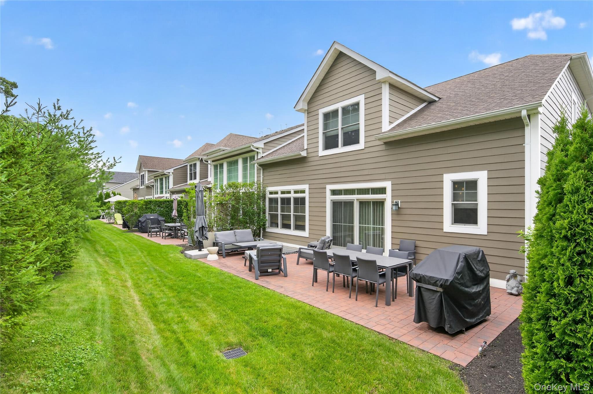  67101 Red Cedar Road, Plainview, NY, 11803 - 物件實景