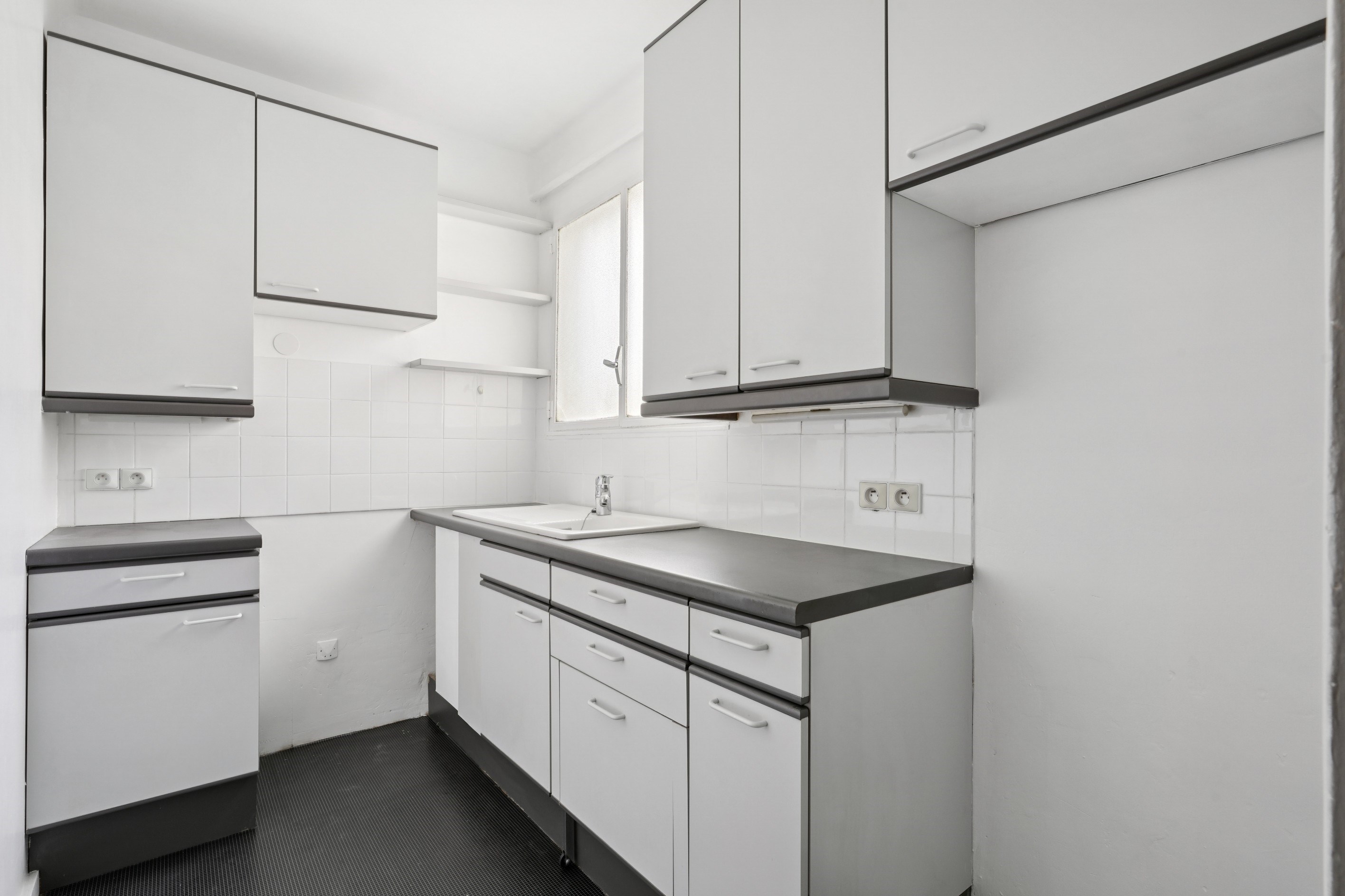  Neuilly Argenson - Top floor with elevator - Bright 3-room apartment with unobs… - 物件實景