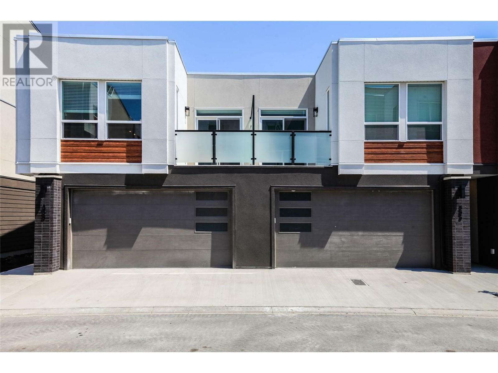 KELOWNA, British Columbia, V1Y 9T1, CA, 3 Bedrooms Bedrooms, ,3 BathroomsBathrooms,Residential,For Sale,1960359