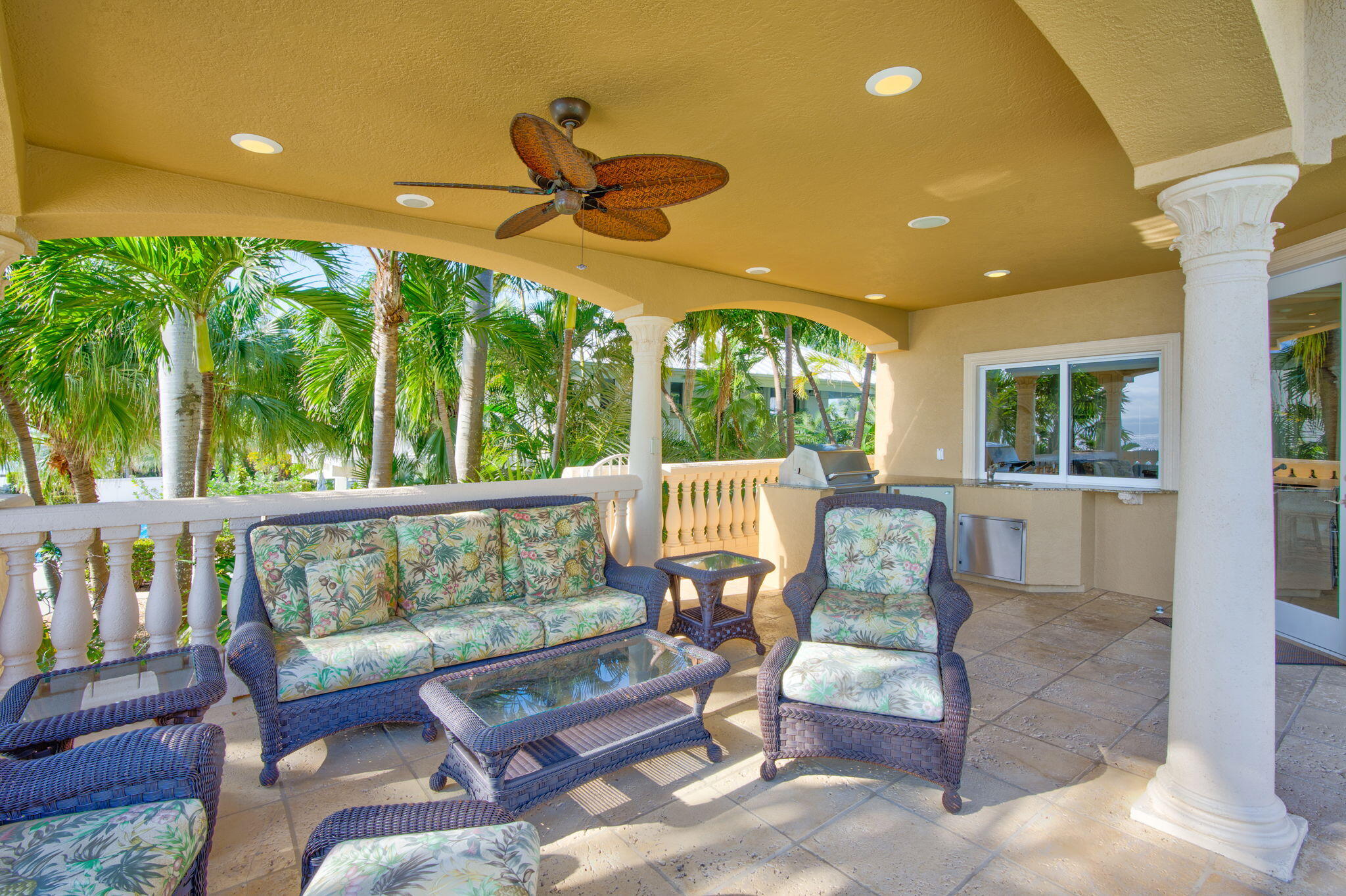 KEY COLONY, Florida, 33051, United States, 4 Bedrooms Bedrooms, ,5 BathroomsBathrooms,Residential,For Sale,1996950