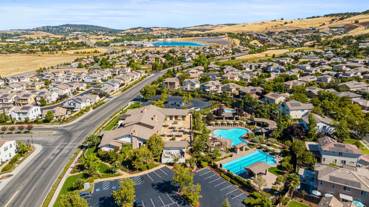 El Dorado Hills, California, 95762, United States, 4 Bedrooms Bedrooms, ,3 BathroomsBathrooms,Residential,For Sale,1925996