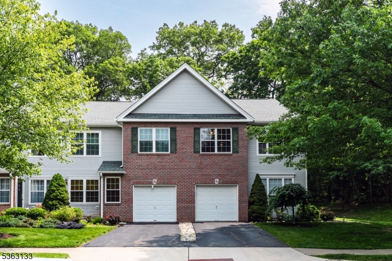 Jefferson, New Jersey, 07438, United States, 3 Bedrooms Bedrooms, ,3 BathroomsBathrooms,Residential,For Sale,1937828