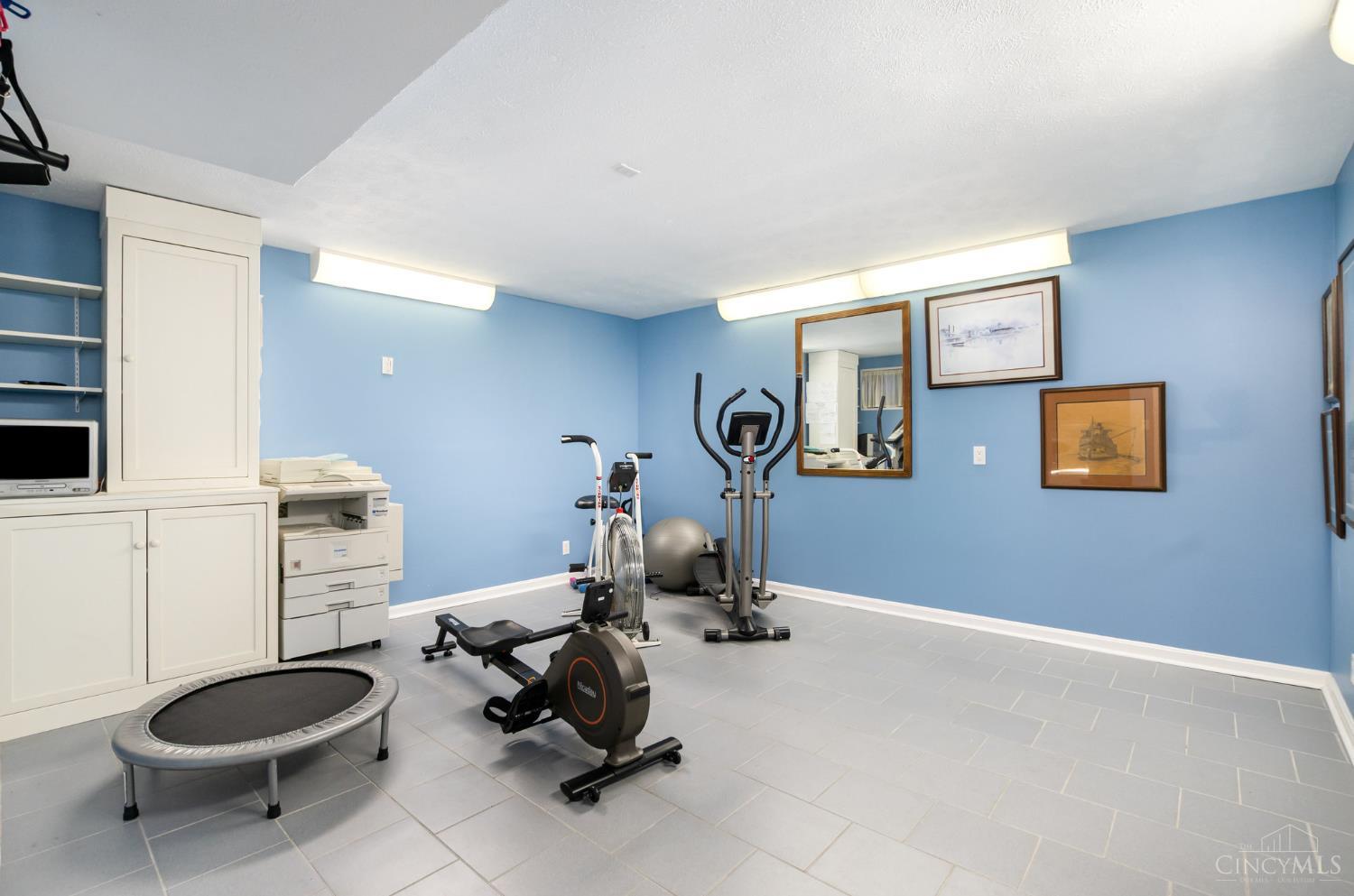 Blue Ash, Ohio, 45241, United States, 3 Bedrooms Bedrooms, ,3 BathroomsBathrooms,Residential,For Sale,2003391