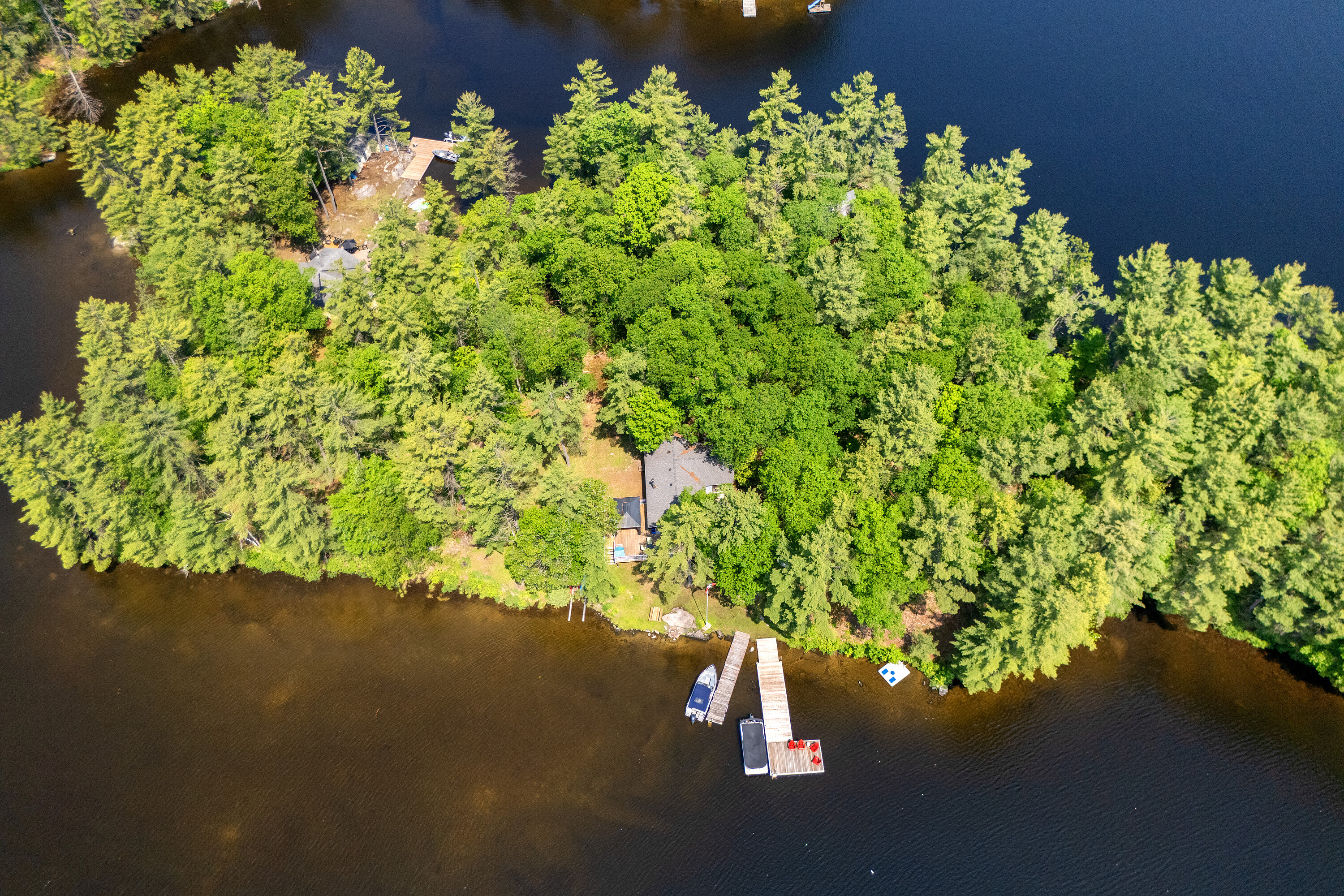  Go Home Lake Family Cottage - 物件實景