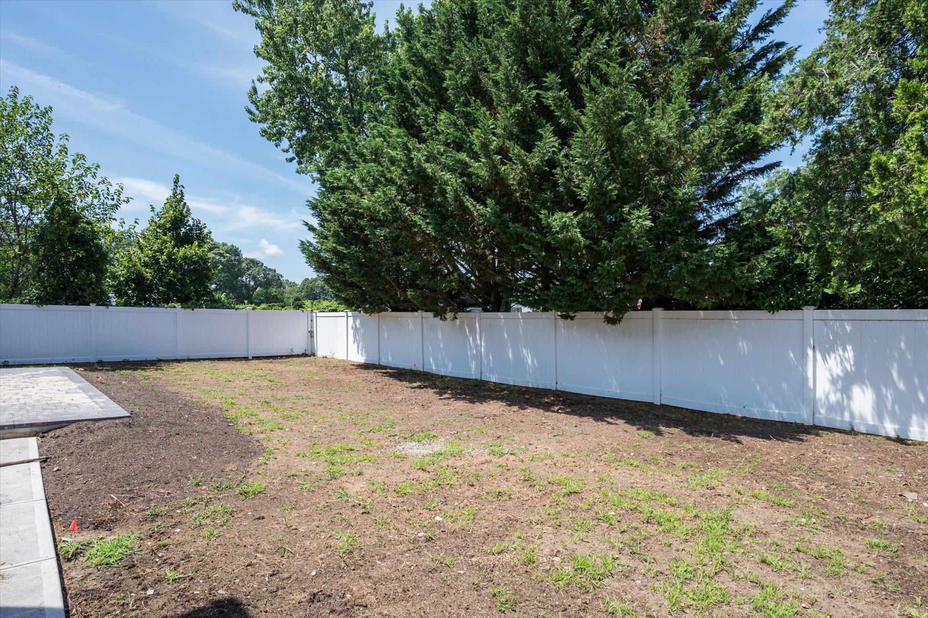 Massapequa Park, New York, 11762, United States, 5 Bedrooms Bedrooms, ,4 BathroomsBathrooms,Residential,For Sale,1903014