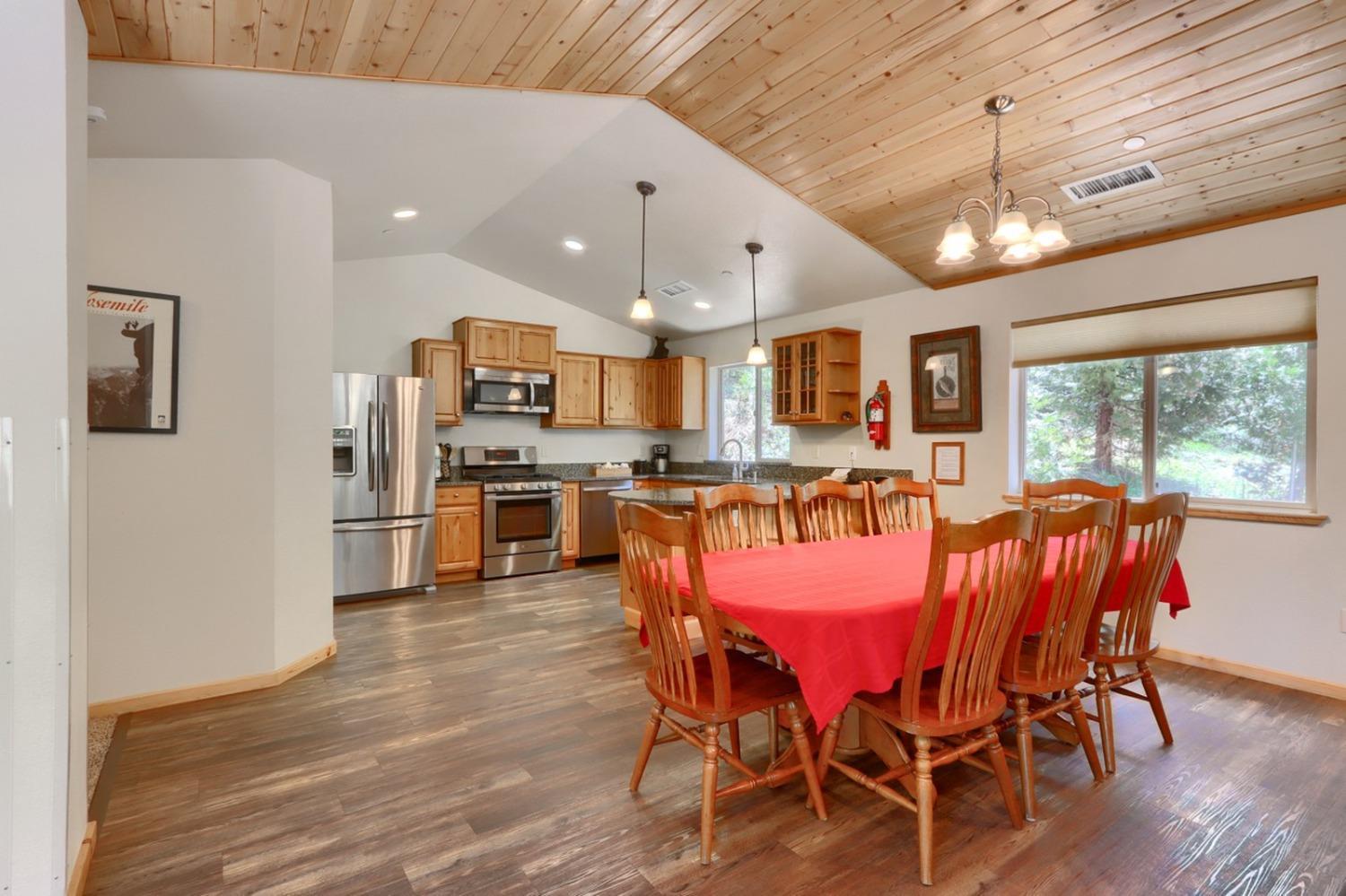 7400 Choke Cherry Lane, Yosemite, California, 95389, United States, 6 Bedrooms Bedrooms, ,4 BathroomsBathrooms,Residential,For Sale,7400 Choke Cherry Lane,1538846