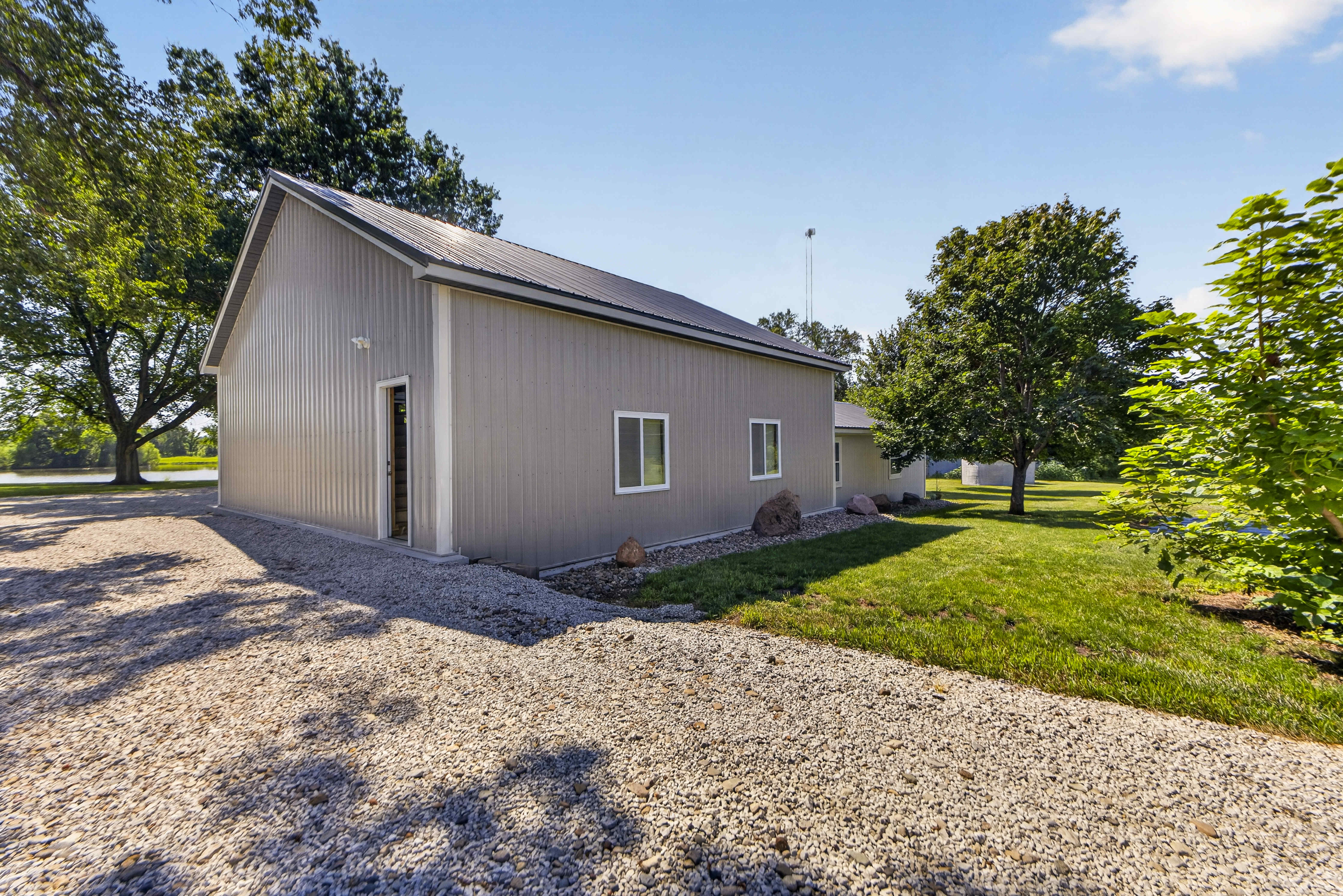  26025 Metcalf Road, Louisburg, KS 66053 - 物件實景
