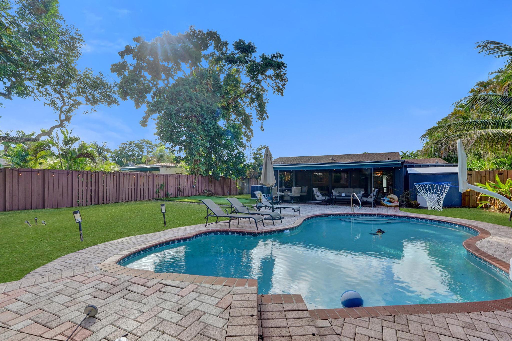 Fort Lauderdale, Florida, 33305, United States, 3 Bedrooms Bedrooms, ,2 BathroomsBathrooms,Residential,For Sale,2027542