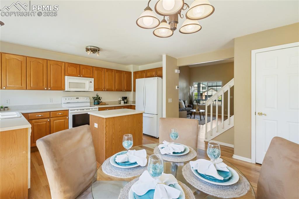 Colorado Springs, Colorado, 80920, United States, 5 Bedrooms Bedrooms, ,2 BathroomsBathrooms,Residential,For Sale,1920003