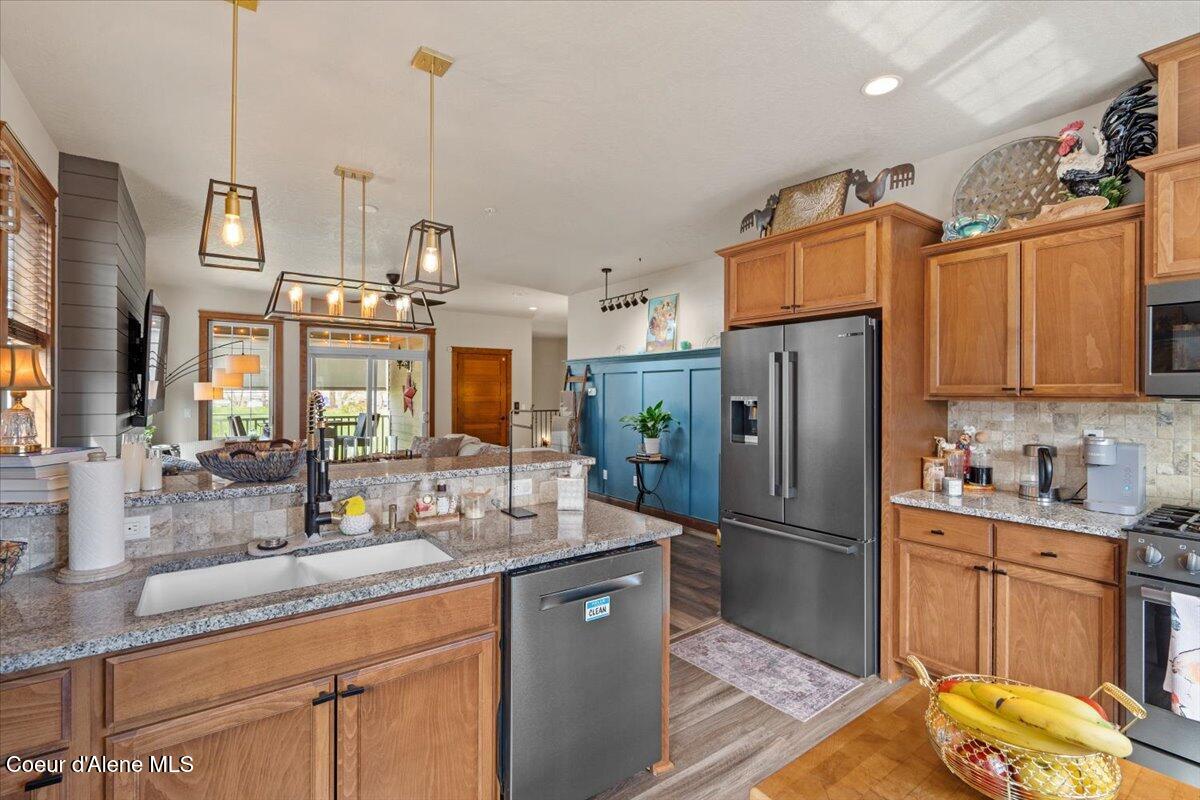 Coeur D'alene, Idaho, 83814, United States, 2 Bedrooms Bedrooms, ,1 BathroomBathrooms,Residential,For Sale,1761897