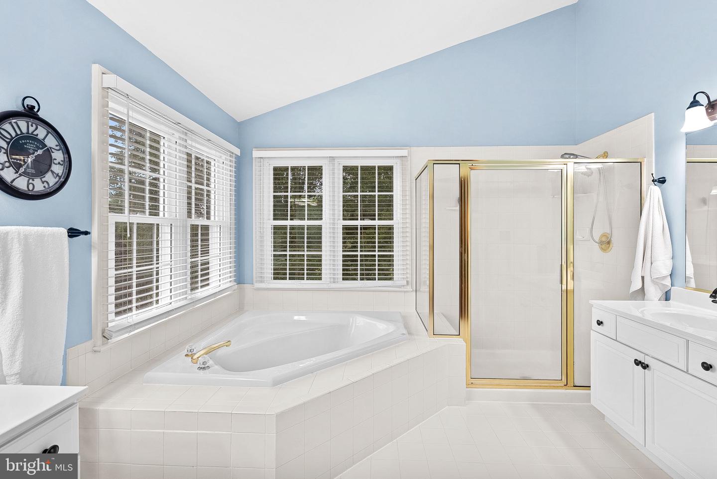 Waterford, Virginia, 20197, United States, 5 Bedrooms Bedrooms, ,4 BathroomsBathrooms,Residential,For Sale,1940957