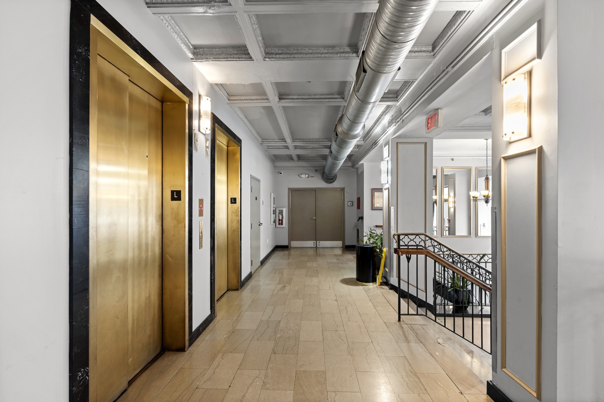  700 Church St Unit #305, Nashville, TN, 37203 - 物件實景