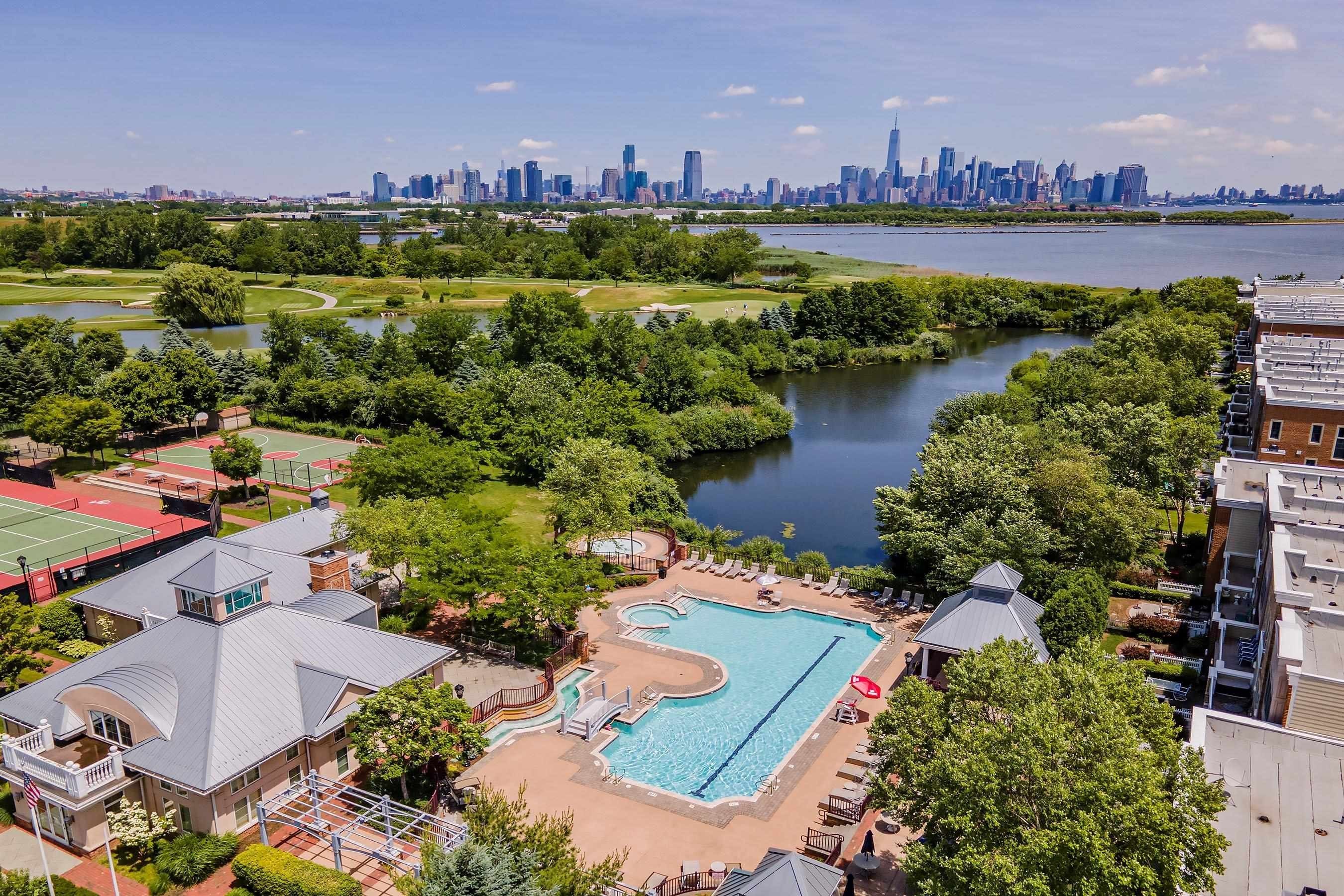 JC, Greenville, New Jersey, 07305, United States, 2 Bedrooms Bedrooms, ,2 BathroomsBathrooms,Residential,For Sale,2010723