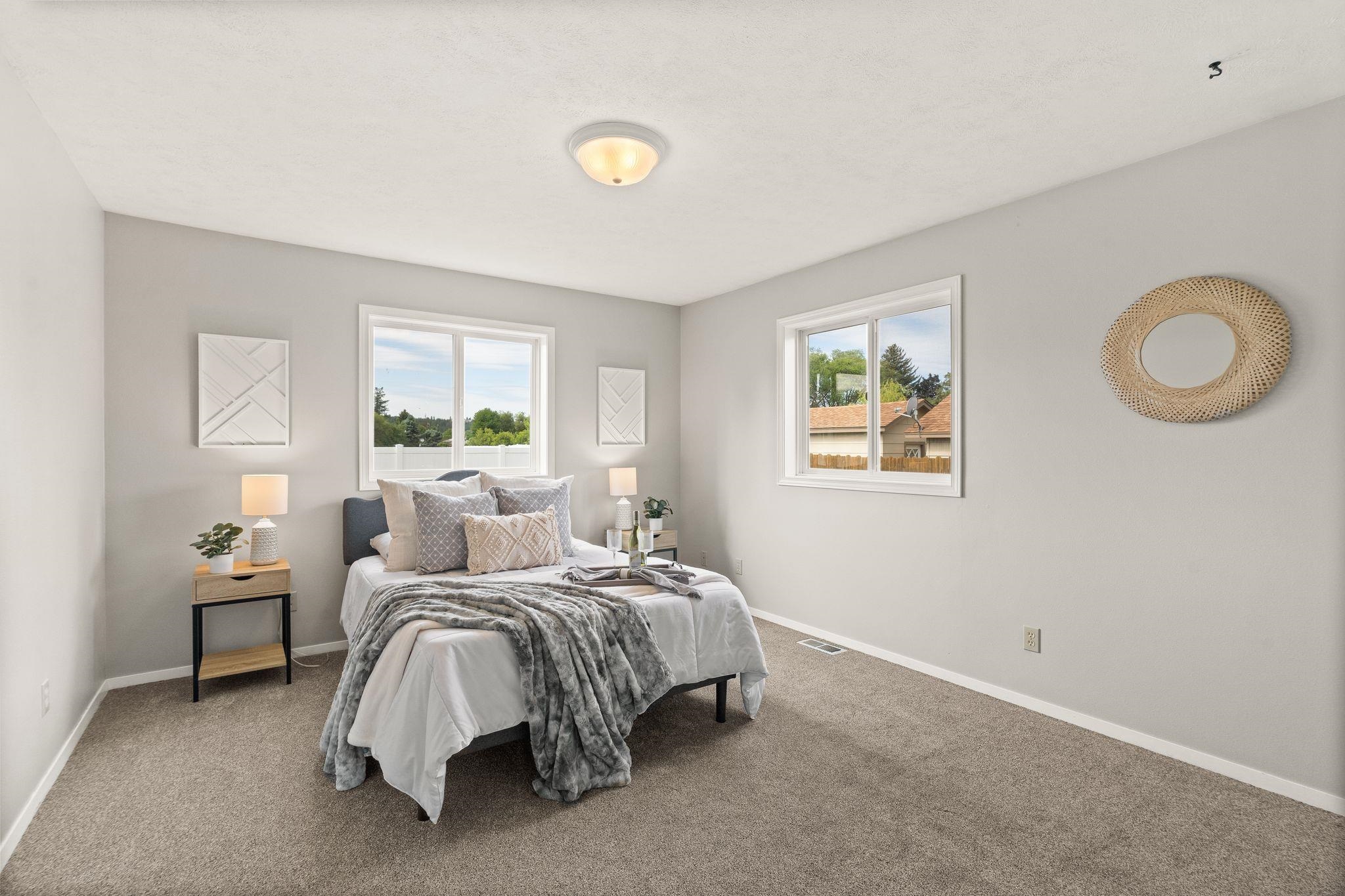 Greenacres, Washington, 99016, United States, 5 Bedrooms Bedrooms, ,2 BathroomsBathrooms,Residential,For Sale,1846797