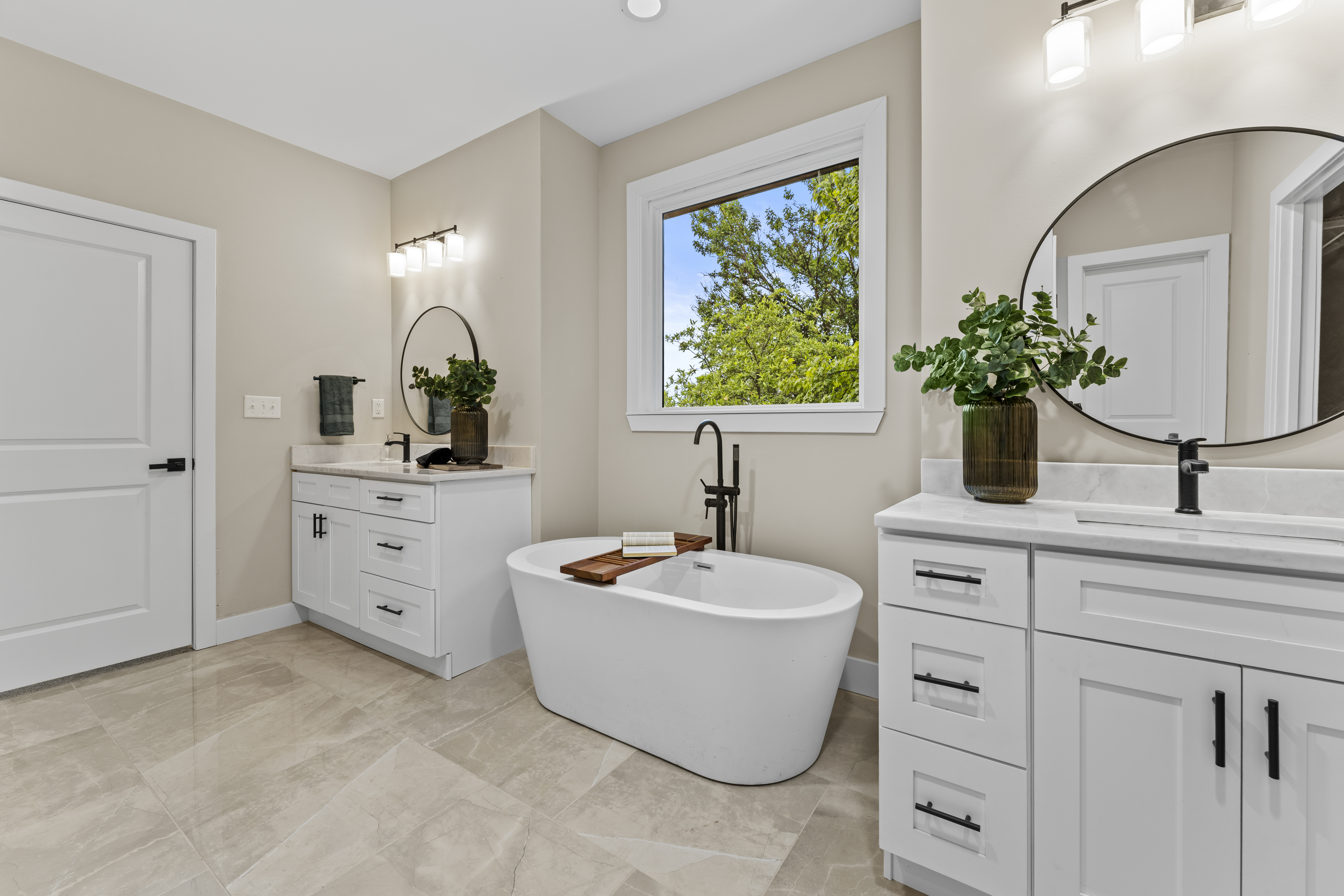  Completed New Construction Ranch in Saint Albans Vineyards - 物件實景