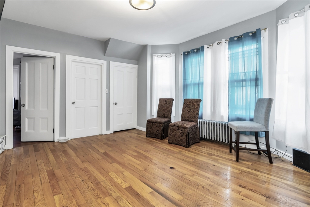 Lawrence, Massachusetts, 01841, United States, 7 Bedrooms Bedrooms, ,2 BathroomsBathrooms,Residential,For Sale,2005488