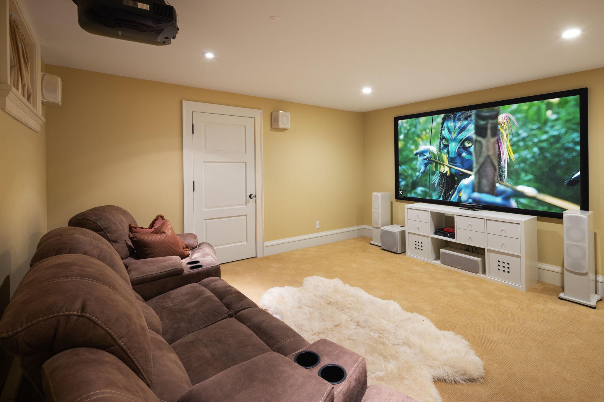 Minneapolis, Minnesota, 55405, United States, 5 Bedrooms Bedrooms, ,3 BathroomsBathrooms,Residential,For Sale,2000918