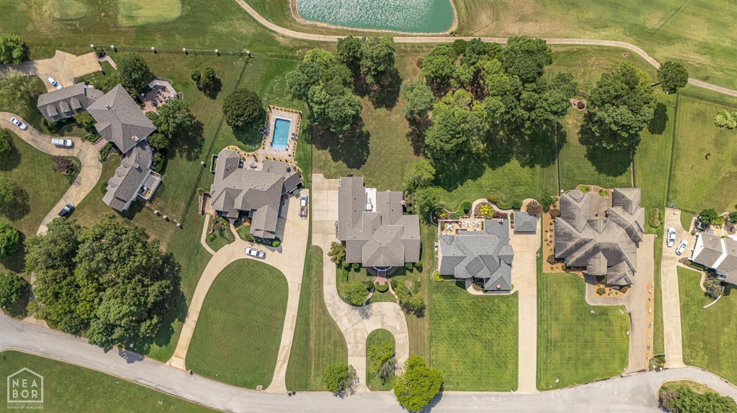 Jonesboro, Arkansas, 72404, United States, 4 Bedrooms Bedrooms, ,5 BathroomsBathrooms,Residential,For Sale,1983178