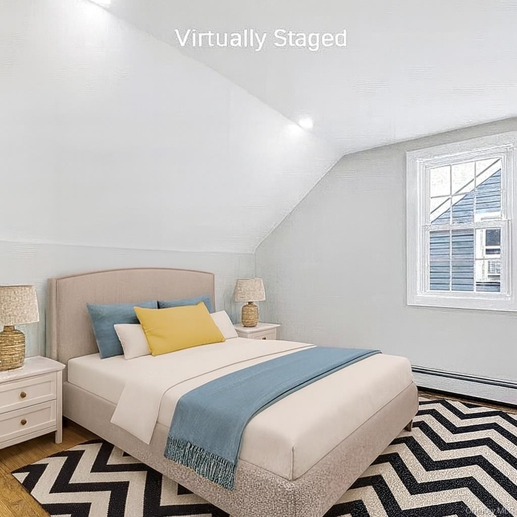 Port Washington, New York, 11050, United States, 3 Bedrooms Bedrooms, ,2 BathroomsBathrooms,Residential,For Sale,1882705