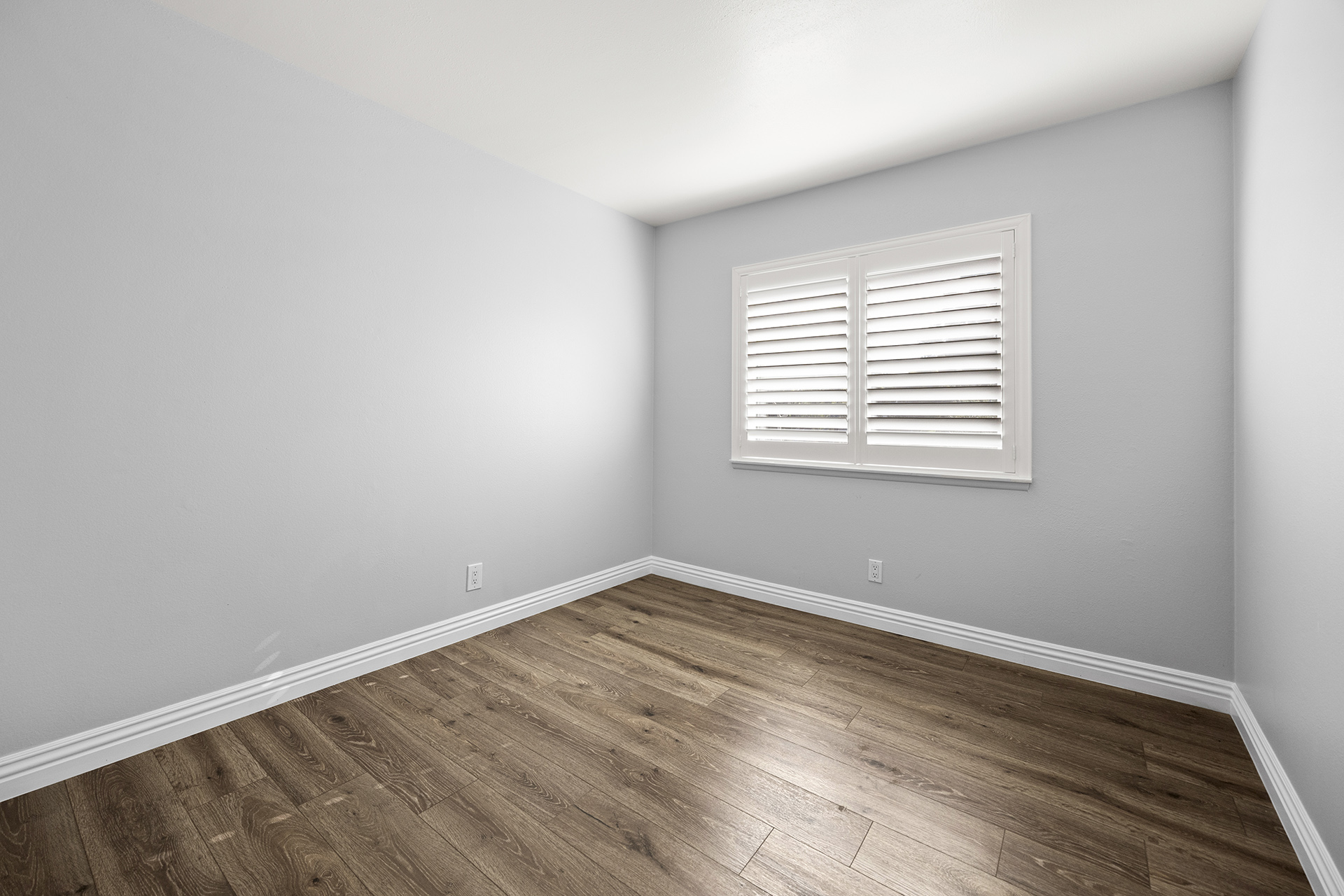 Anaheim, California, 92807, United States, 4 Bedrooms Bedrooms, ,3 BathroomsBathrooms,Residential,For Sale,1985718