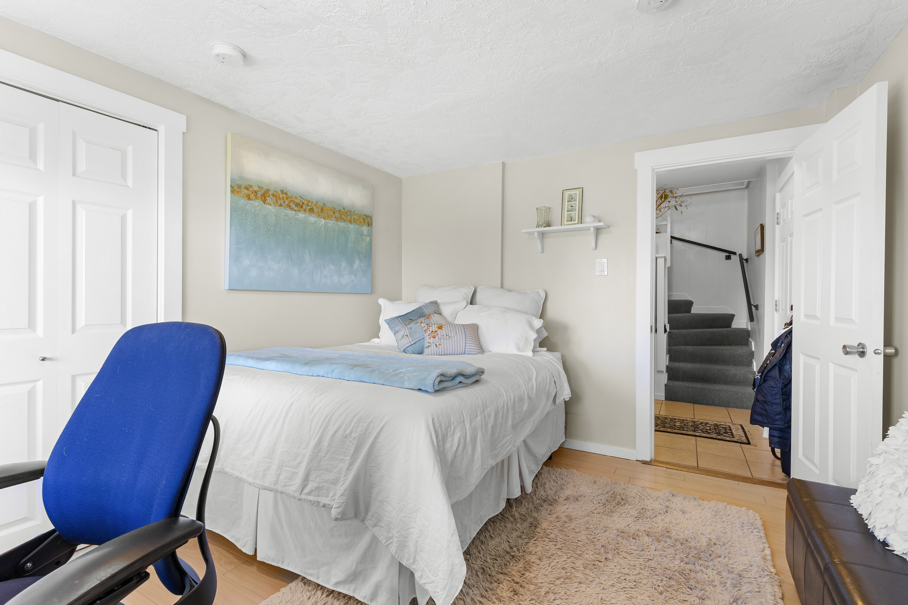  Chic Cordova Bay Home - 物件實景