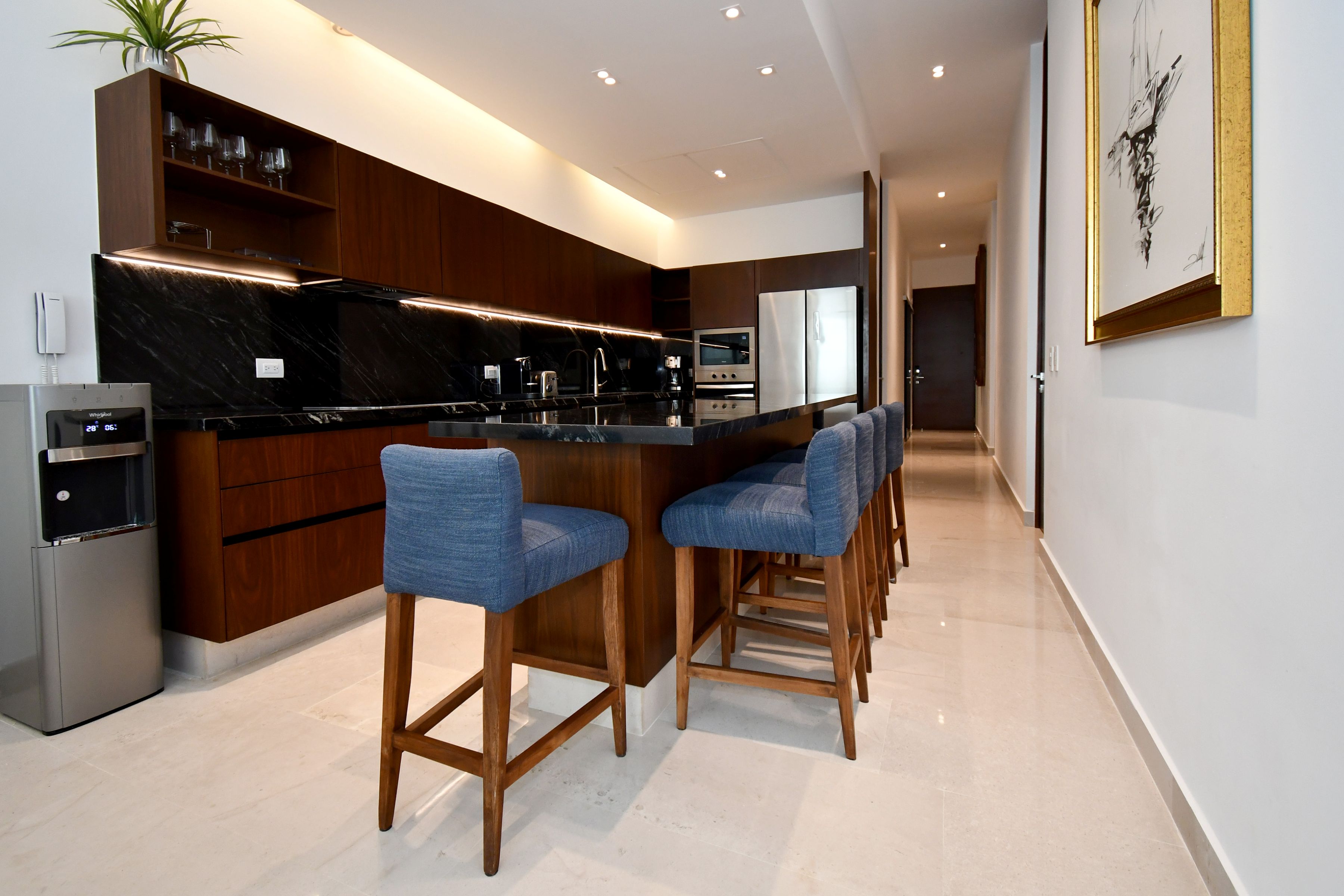  Three-Bedroom Blue Horizon Penthouse - 物件實景