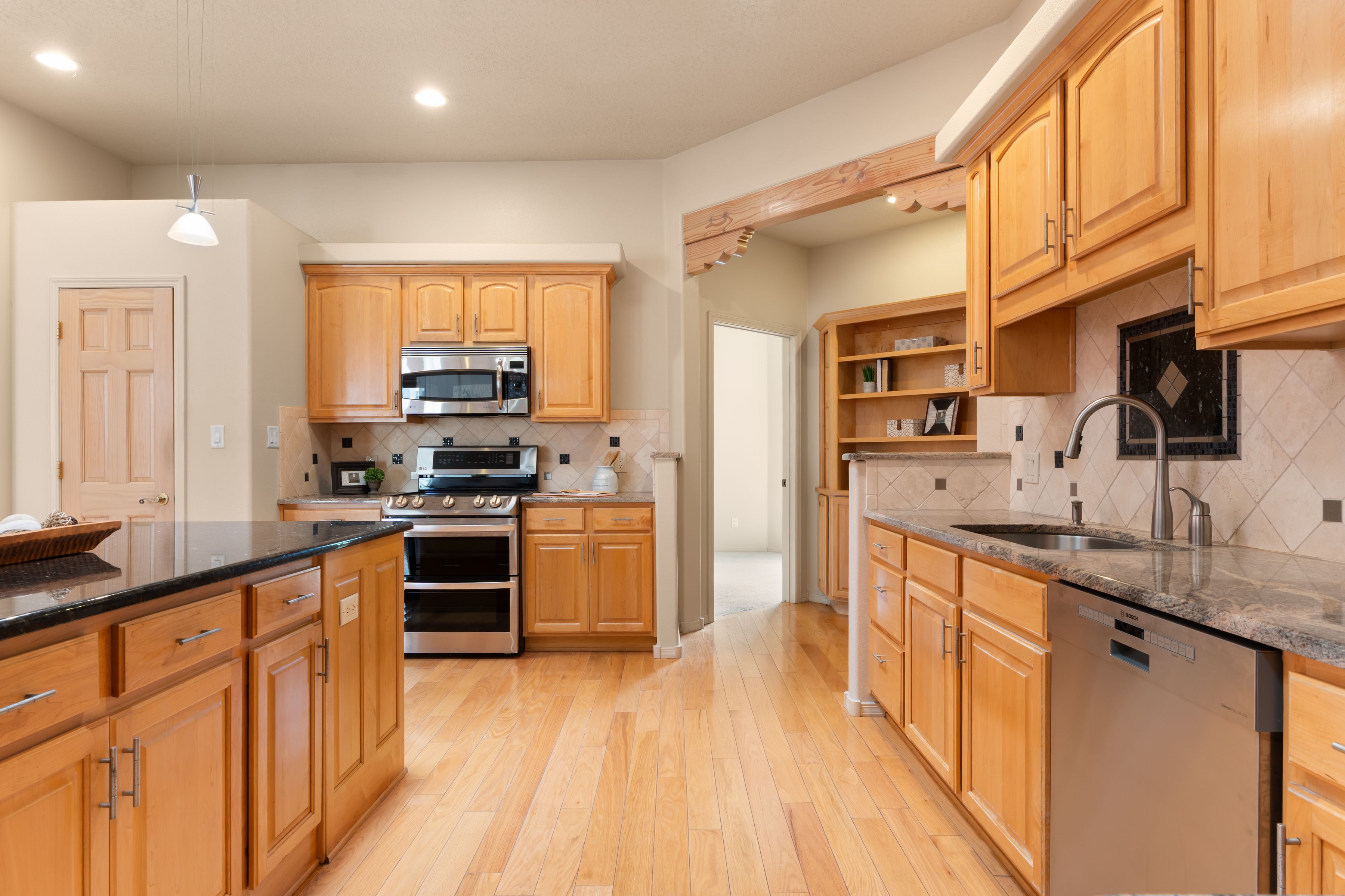  500 Laguna Seca Lane NW - 物件實景