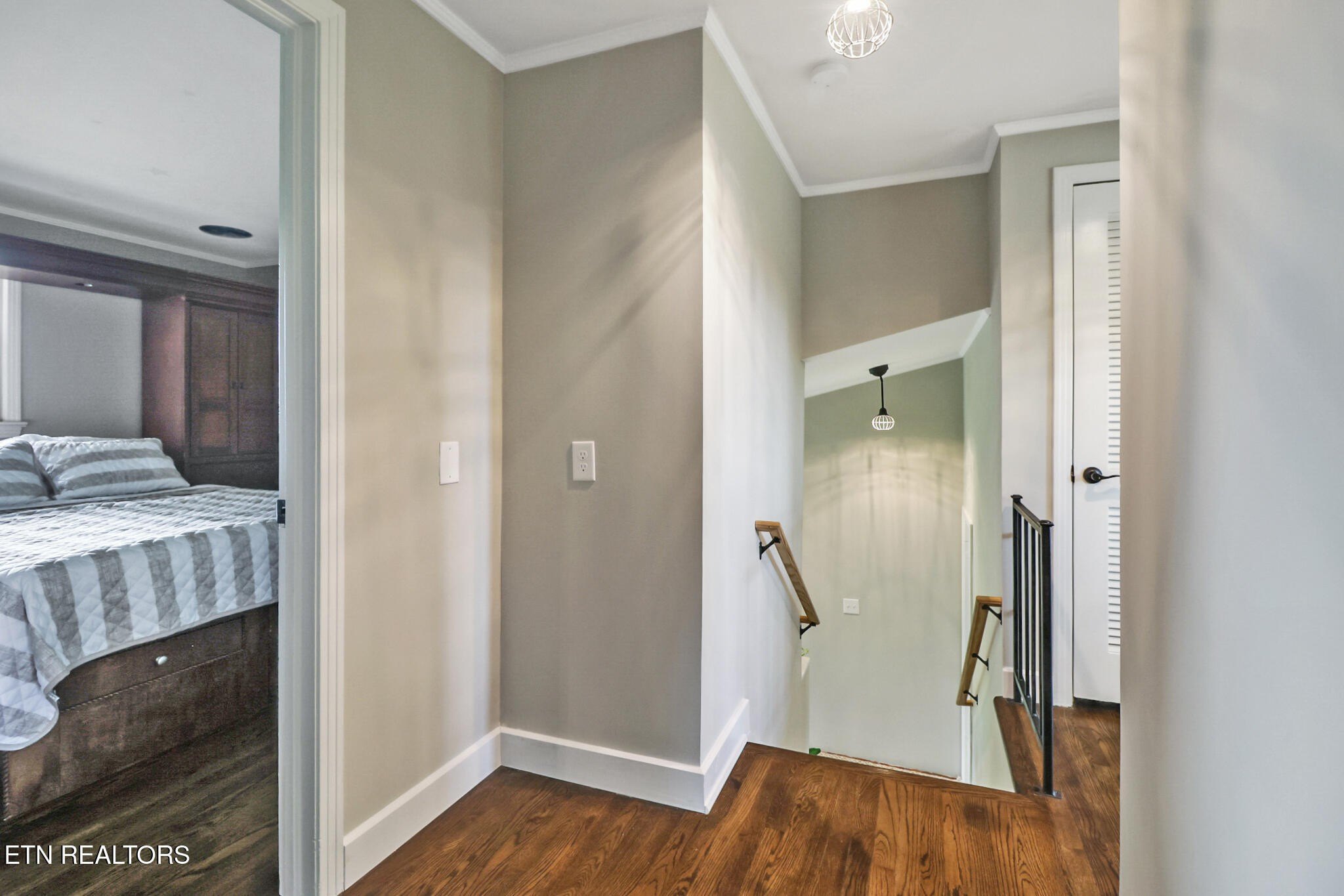 Crossville, Tennessee, 38571, United States, 5 Bedrooms Bedrooms, ,3 BathroomsBathrooms,Residential,For Sale,1986080