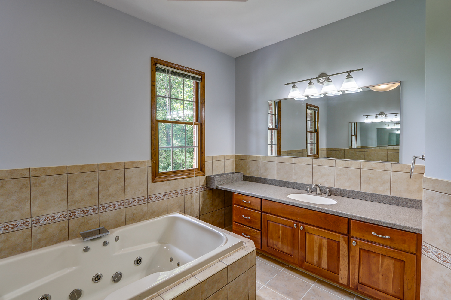 Appomattox, Virginia, 24522, United States, 4 Bedrooms Bedrooms, ,Residential,For Sale,1905819