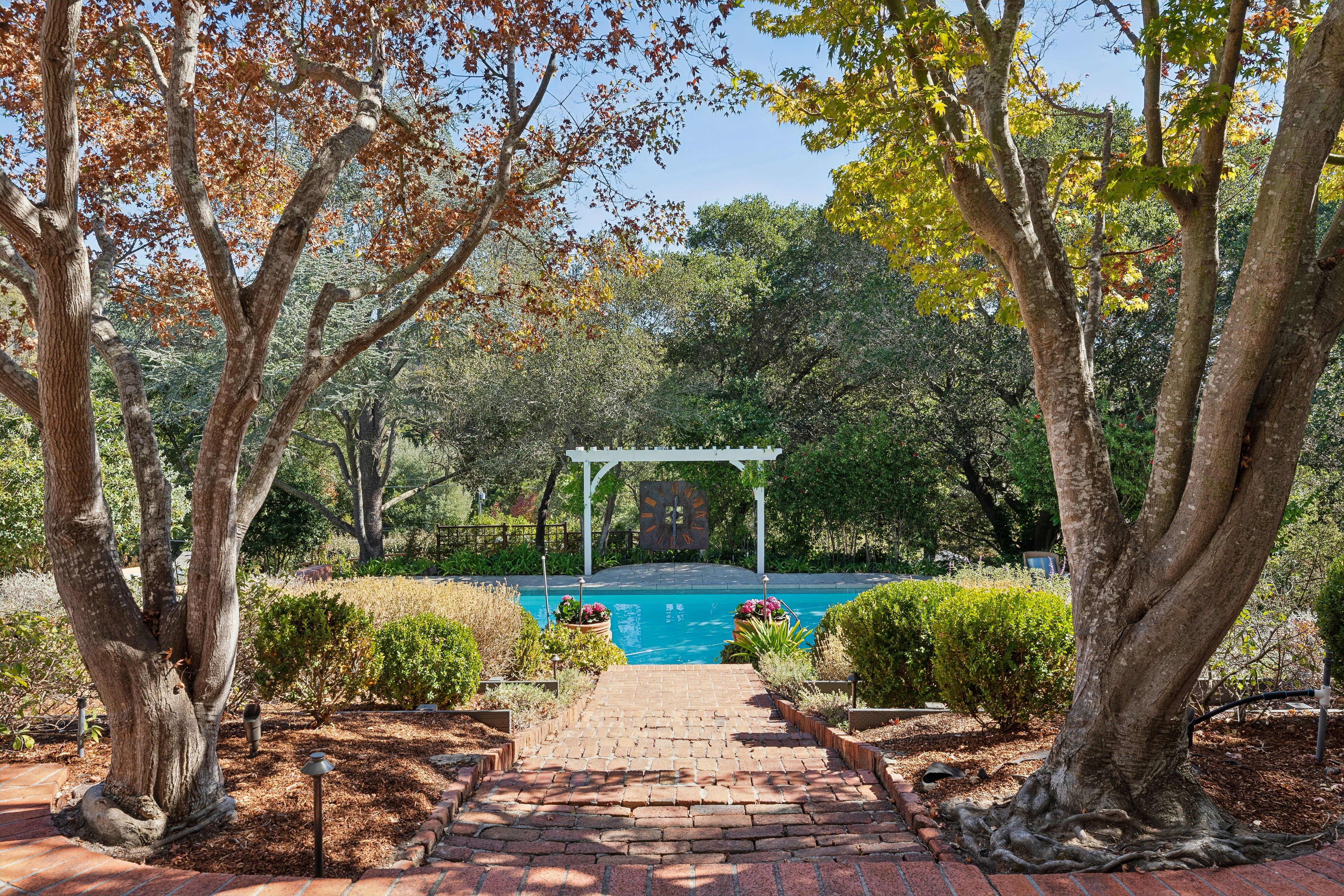  Heather Hill: Magical Georgian Estate on 2 Private Acres - 物件實景